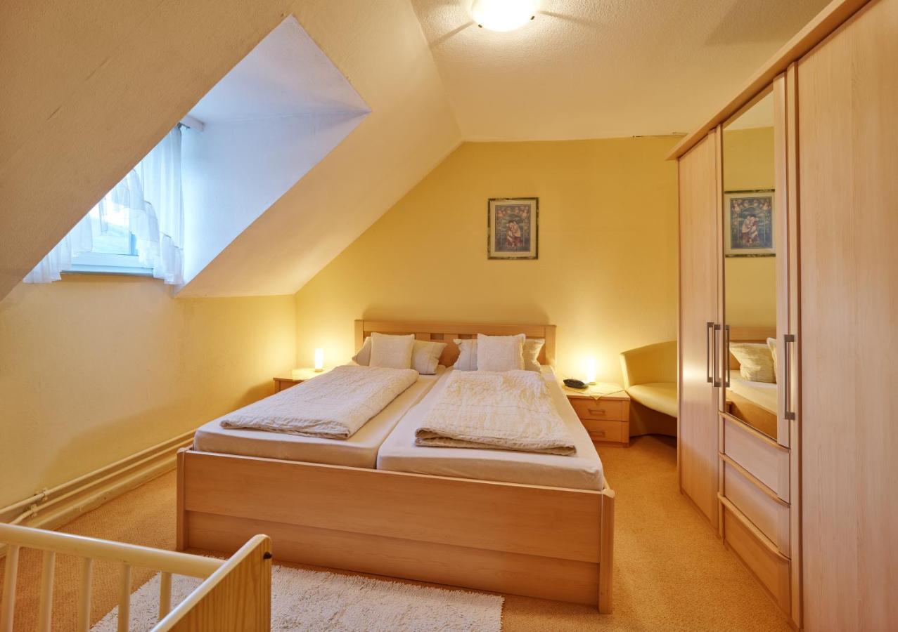 Weingut Christoffel Apartment Kovenig Exterior photo